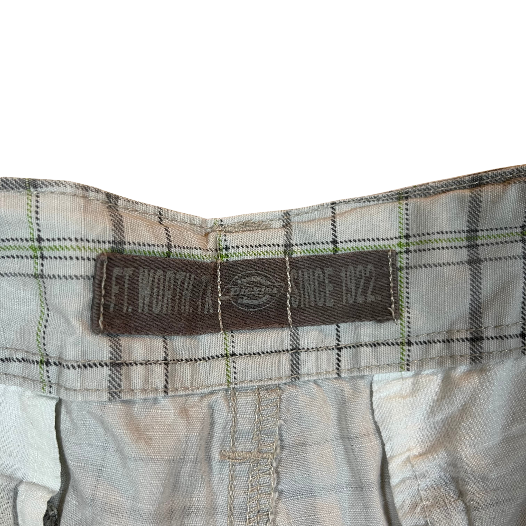 Dickies Vintage Plaid Cargo Shorts (36)